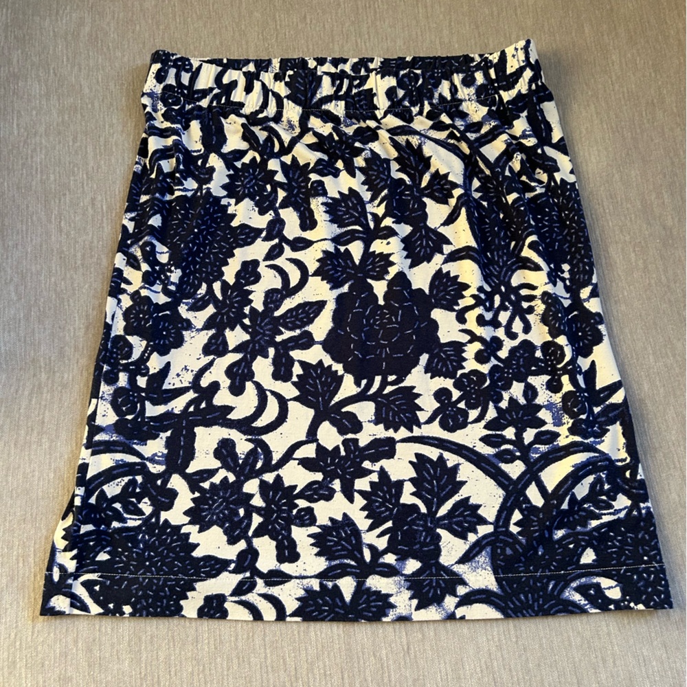 LOFT Navy and Cream Floral Pencil Skirt